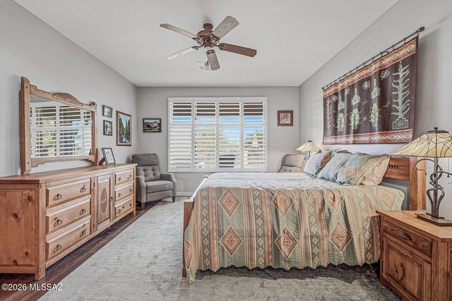 972 N Rams Head Road, Green Valley, AZ 85614