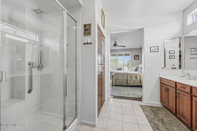 972 N Rams Head Road, Green Valley, AZ 85614