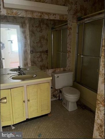 35 EAST LN, Willingboro, NJ 08046