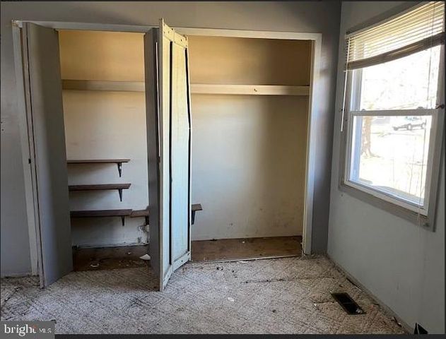 35 EAST LN, Willingboro, NJ 08046