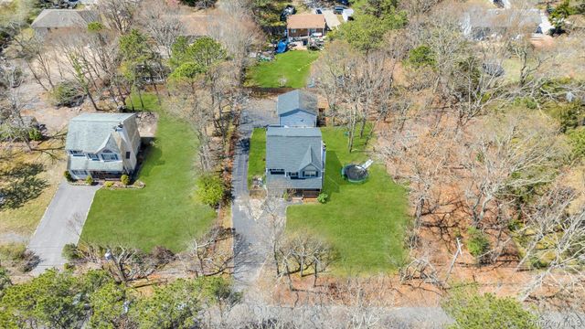 343 Oak Avenue, Riverhead, NY 11901