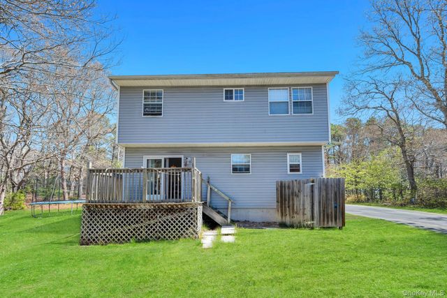 343 Oak Avenue, Riverhead, NY 11901