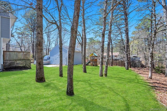 343 Oak Avenue, Riverhead, NY 11901