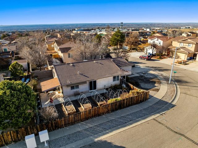 6920 Shale Avenue NE, Albuquerque, NM 87113