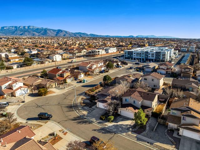 6920 Shale Avenue NE, Albuquerque, NM 87113