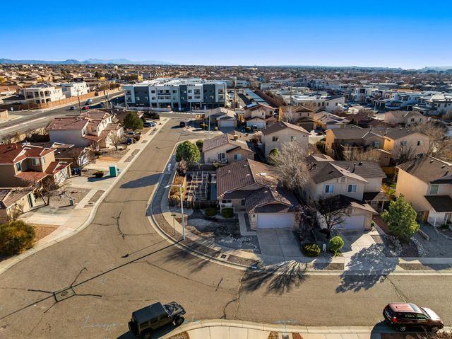 6920 Shale Avenue NE, Albuquerque, NM 87113