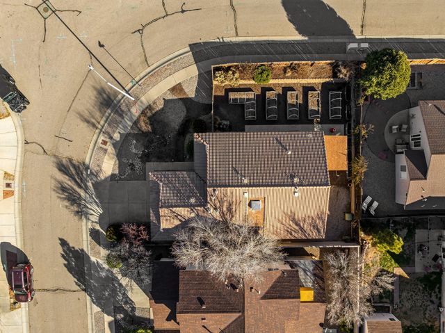 6920 Shale Avenue NE, Albuquerque, NM 87113