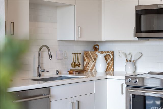 91-3575 Iwikuamoo Street 508, Ewa Beach, HI 96706