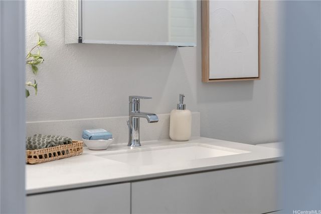 91-3575 Iwikuamoo Street 508, Ewa Beach, HI 96706