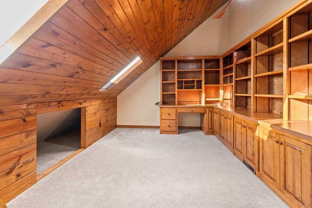 3410 GLENDALE AVENUE, Howard, WI 54313