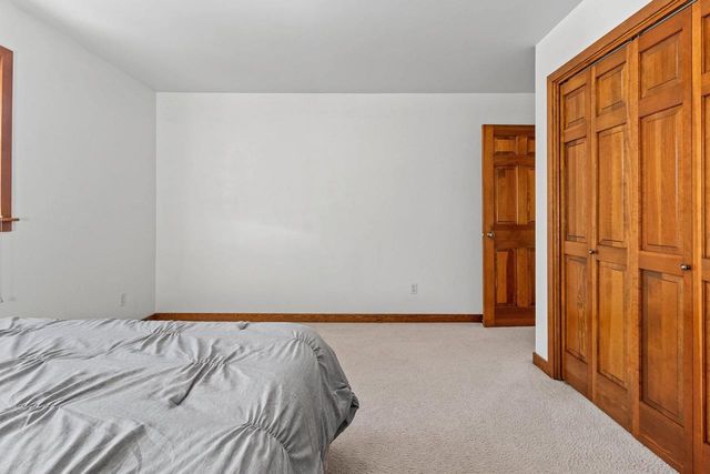 3410 GLENDALE AVENUE, Howard, WI 54313