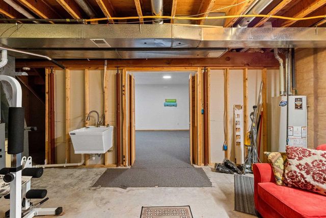 3410 GLENDALE AVENUE, Howard, WI 54313