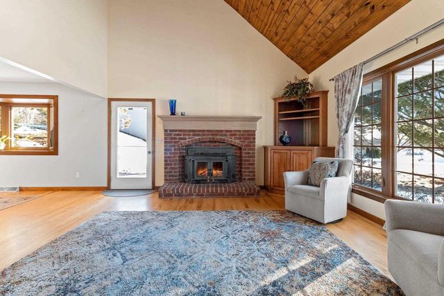 3410 GLENDALE AVENUE, Howard, WI 54313