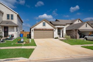 2026 Flametree, New Braunfels, TX 78132