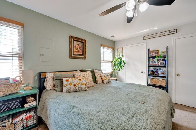 2033 Ealing CRES, Virginia Beach, VA 23454