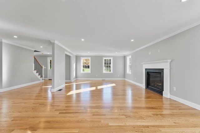 22 Townsend Rd, Shirley, MA 01464