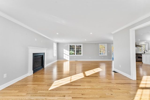 22 Townsend Rd, Shirley, MA 01464