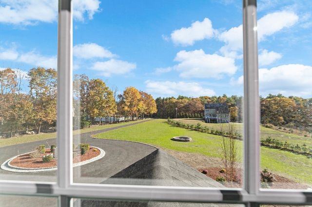 22 Townsend Rd, Shirley, MA 01464