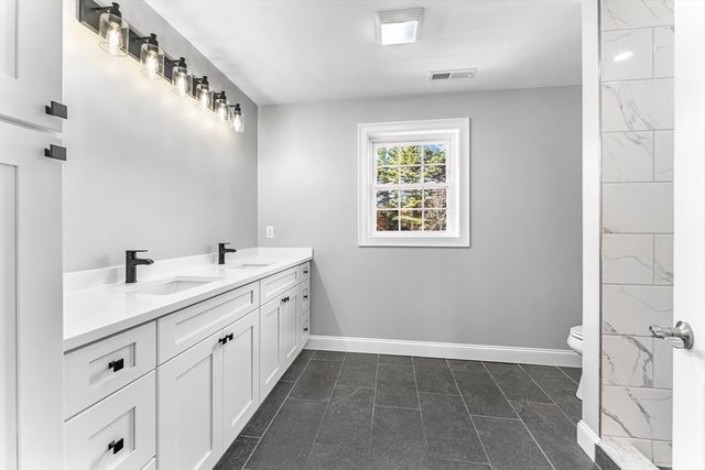 22 Townsend Rd, Shirley, MA 01464