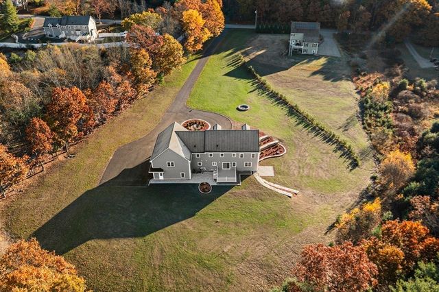 22 Townsend Rd, Shirley, MA 01464