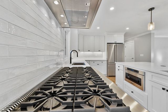 22 Townsend Rd, Shirley, MA 01464