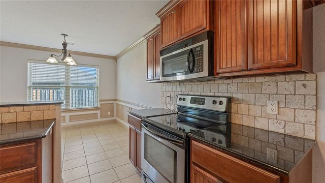 410 Torino Place, Centerton, AR 72719