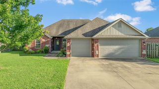 410 Torino Place, Centerton, AR 72719