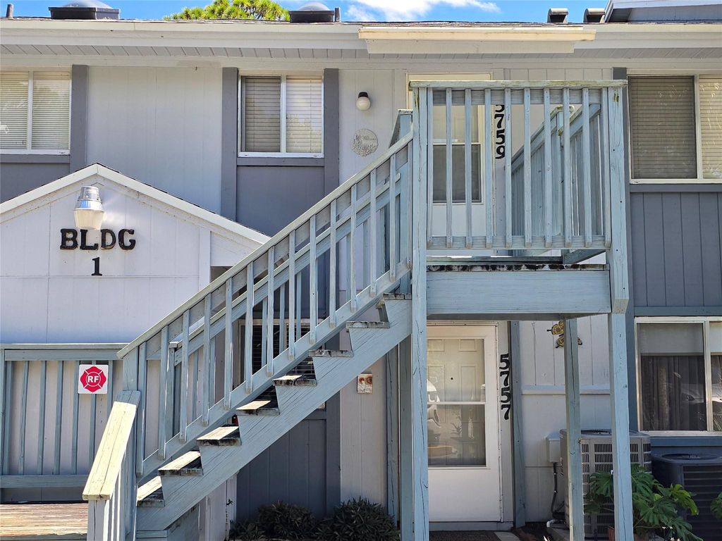 5759 Deer Run Drive 1f, Fort Pierce, FL 34951