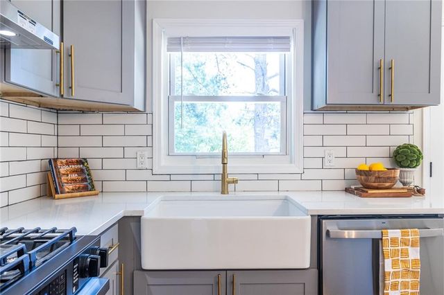 1762 Gretna Green Way, Decatur, GA 30035
