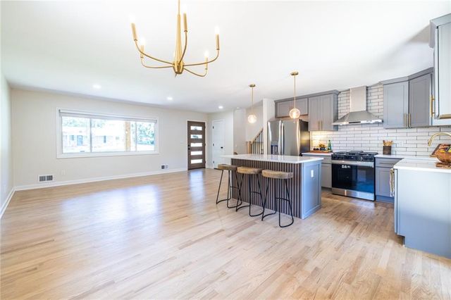 1762 Gretna Green Way, Decatur, GA 30035