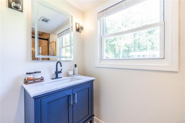 1762 Gretna Green Way, Decatur, GA 30035