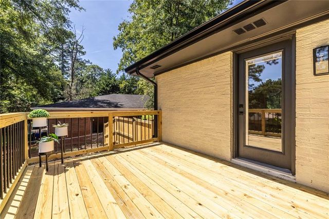 1762 Gretna Green Way, Decatur, GA 30035