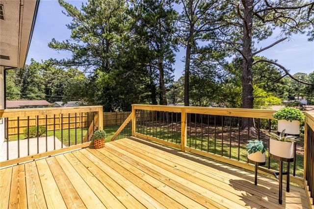 1762 Gretna Green Way, Decatur, GA 30035