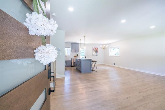 1762 Gretna Green Way, Decatur, GA 30035