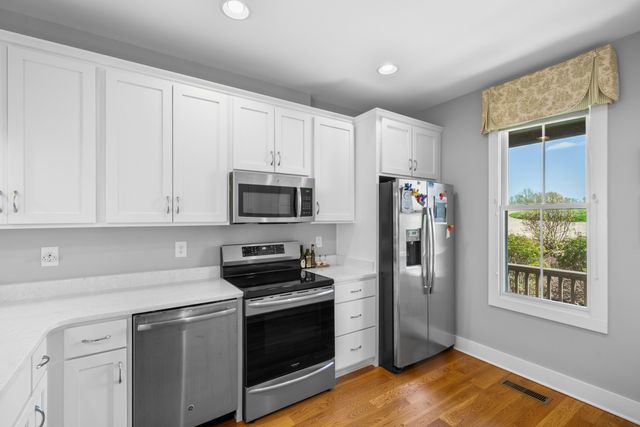 369 Fanning Bend Dr, Winchester, TN 37398