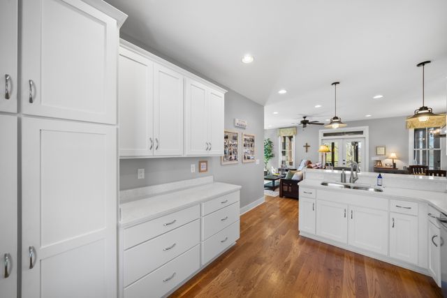 369 Fanning Bend Dr, Winchester, TN 37398