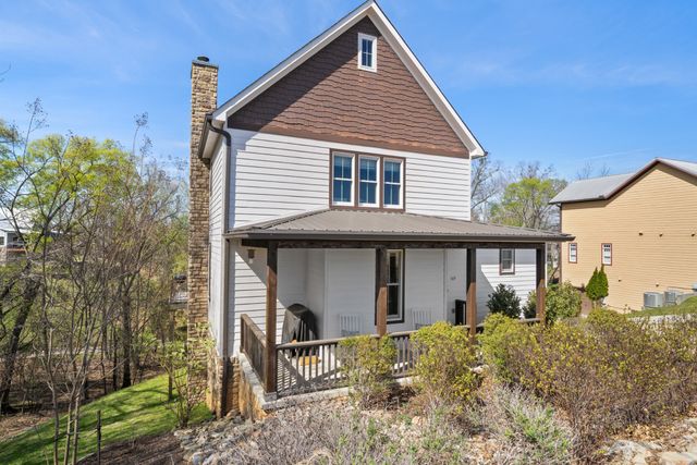 369 Fanning Bend Dr, Winchester, TN 37398