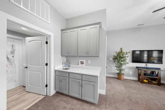 369 Fanning Bend Dr, Winchester, TN 37398