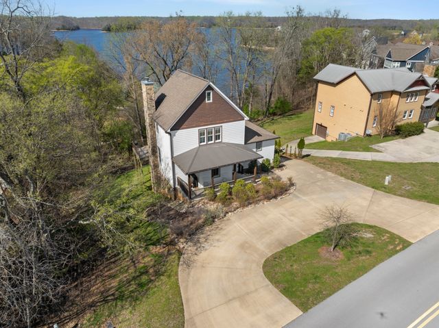 369 Fanning Bend Dr, Winchester, TN 37398