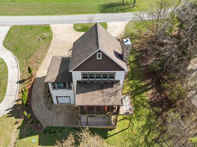 369 Fanning Bend Dr, Winchester, TN 37398