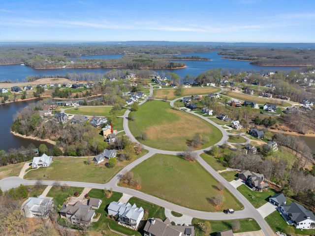 369 Fanning Bend Dr, Winchester, TN 37398