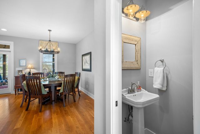 369 Fanning Bend Dr, Winchester, TN 37398