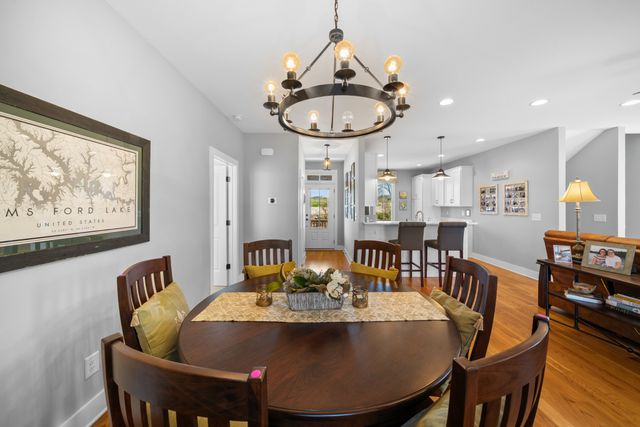 369 Fanning Bend Dr, Winchester, TN 37398