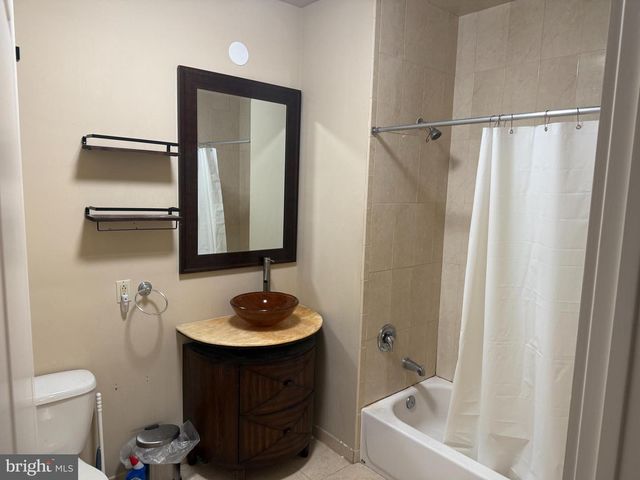 700 NEW ST #308, Camden, NJ 08103