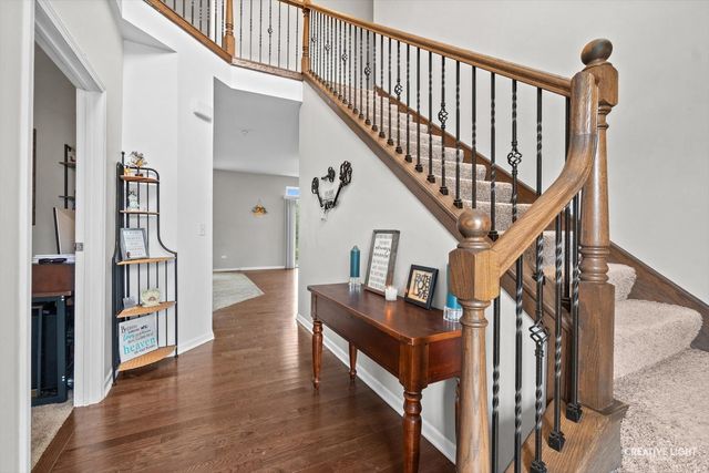 991 S Carly Circle, Yorkville, IL 60560