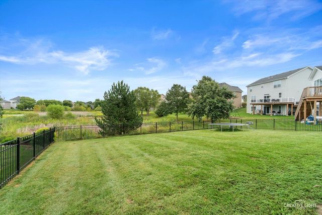 991 S Carly Circle, Yorkville, IL 60560