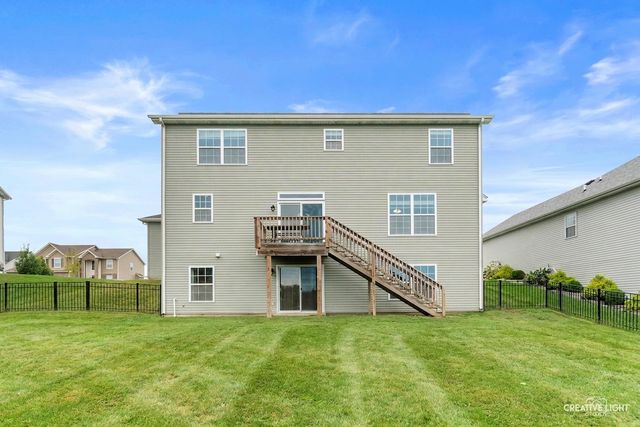 991 S Carly Circle, Yorkville, IL 60560
