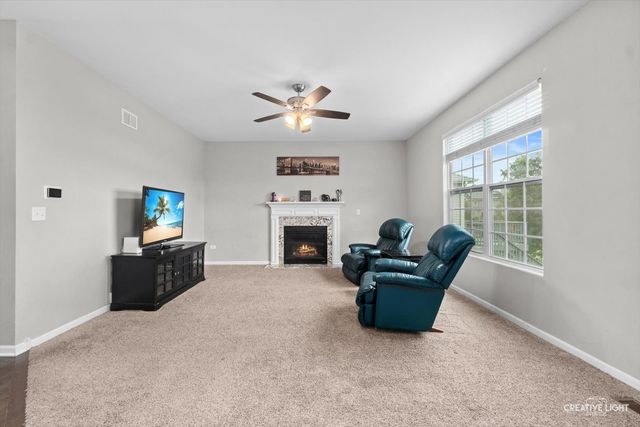 991 S Carly Circle, Yorkville, IL 60560