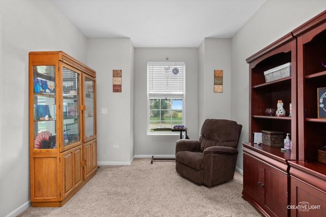 991 S Carly Circle, Yorkville, IL 60560