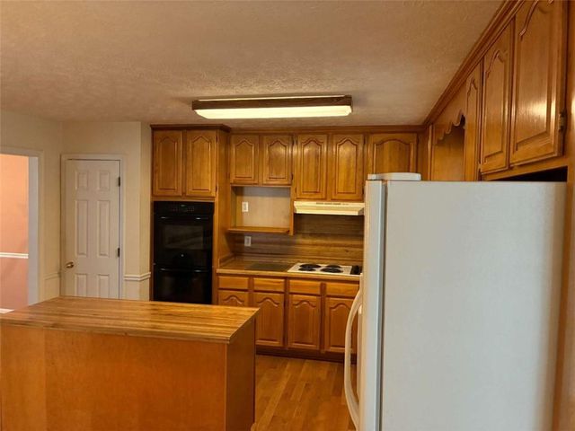 126 Kinsey Drive, Stockbridge, GA 30281